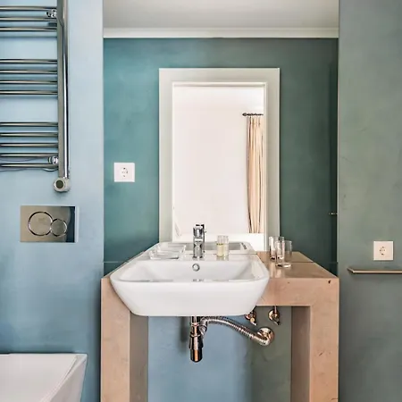 Azzurra 5br *