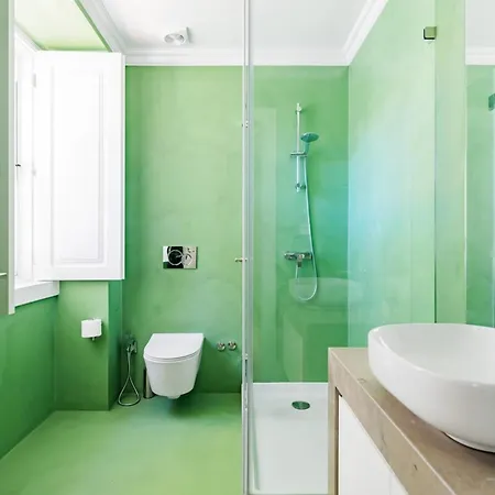 Villa Azzurra 5br *